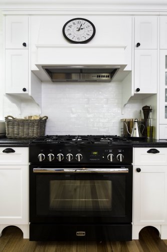 Oven and range hood