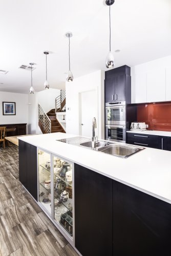 Display Island Aluminium framed glass doors